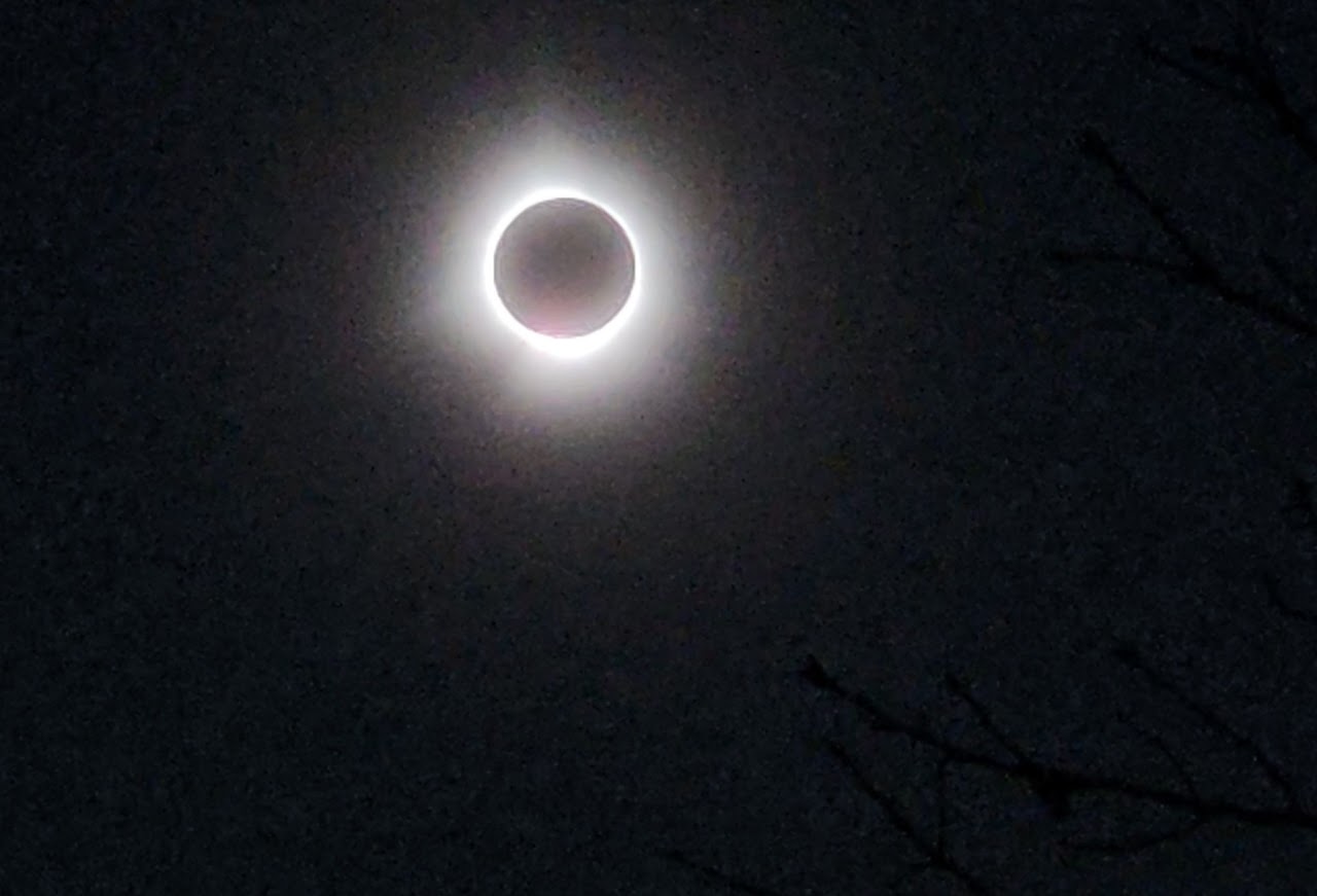 A total solar eclipse.
